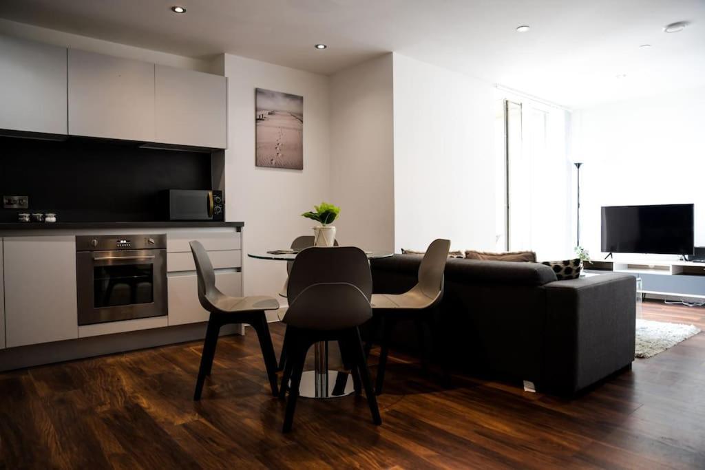Modern 2 Bedroom Apartment - City Centre - Parking Manchester Exteriér fotografie